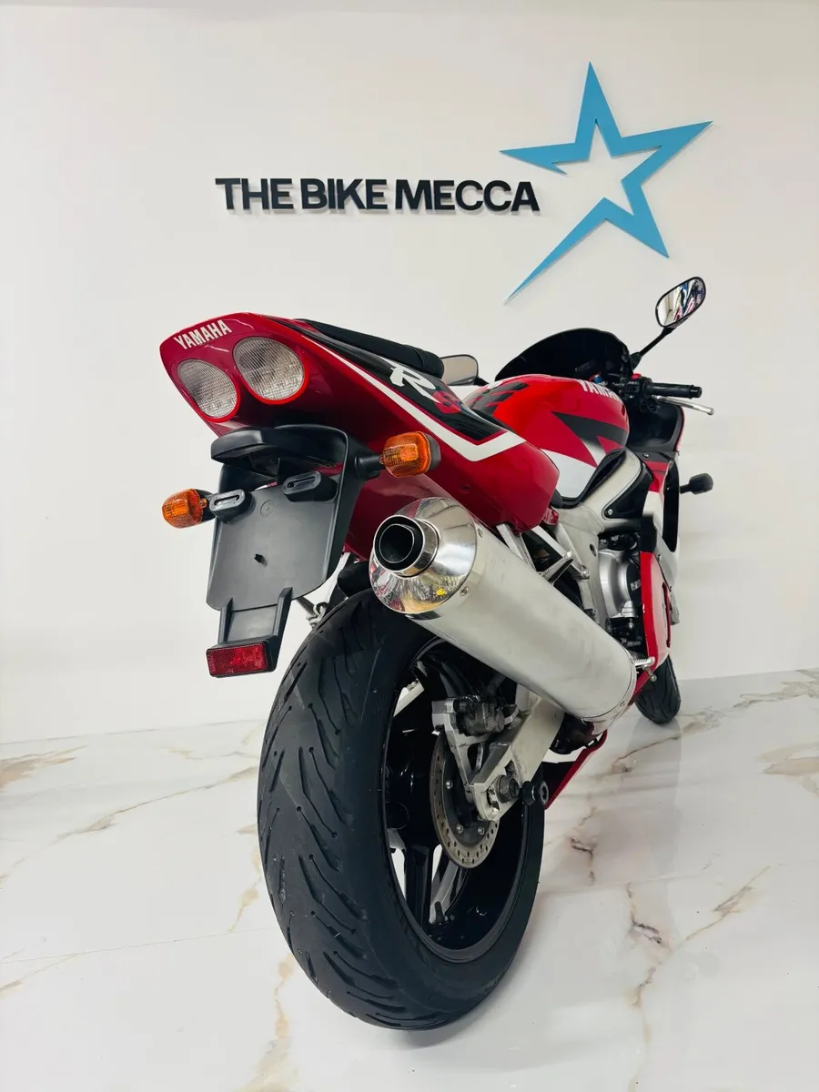 Yamaha yzf r6 - Image 2