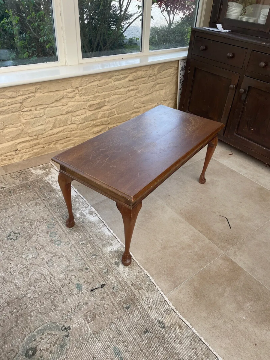 Antique mahogany coffee table - Image 2