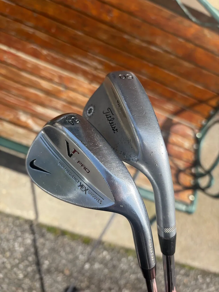 Golf wedges - Image 1