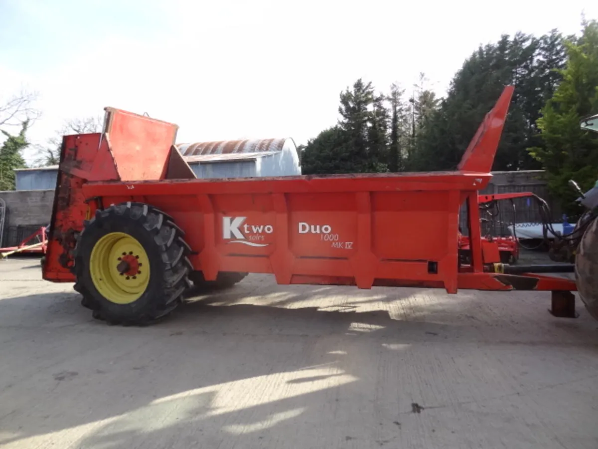 K-Two Duo 1000 Rear Discharge Muck Spreader - Image 2