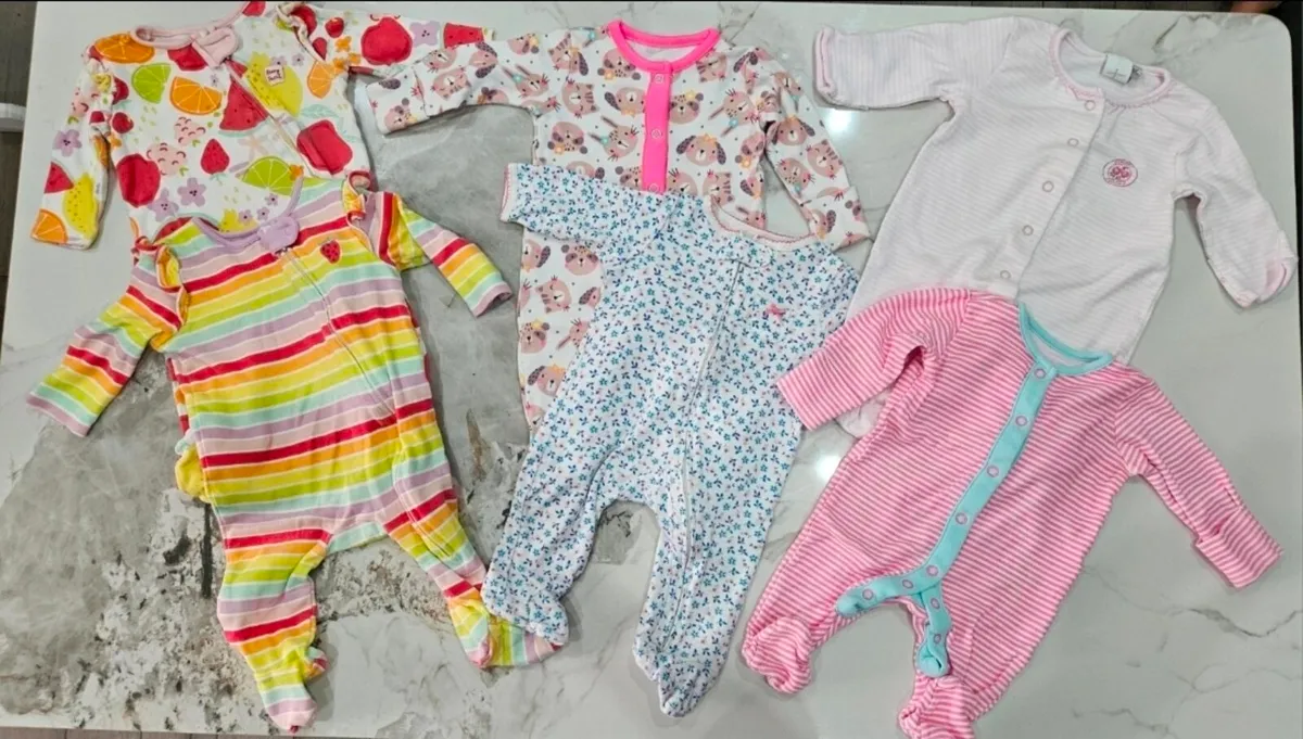 Baby girl clothes bundle 0-3 months - Image 4