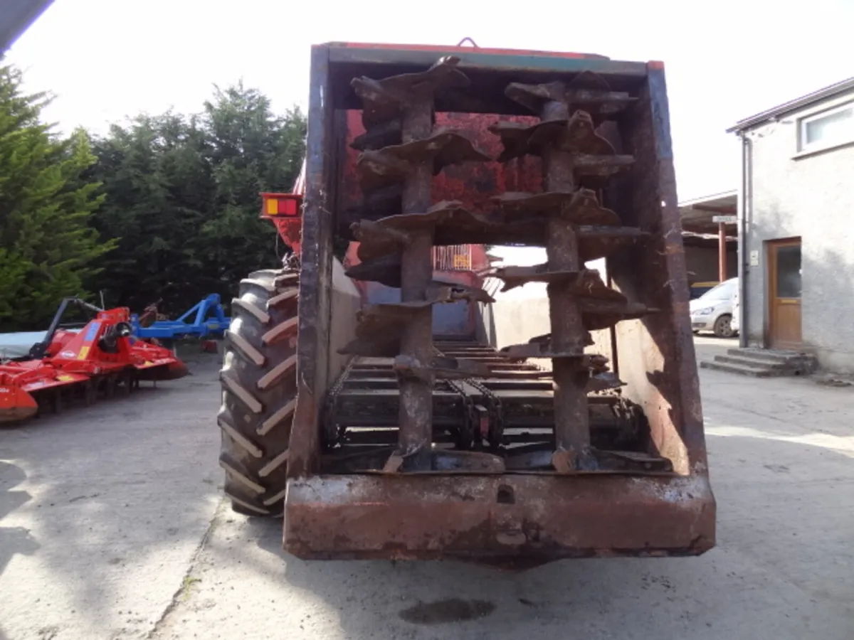 K-Two Duo 1000 Rear Discharge Muck Spreader - Image 4