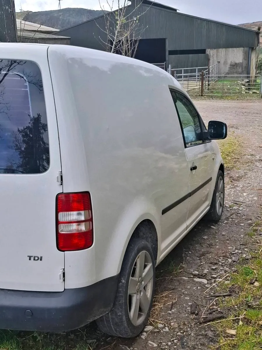 Volkswagen Caddy - Image 4