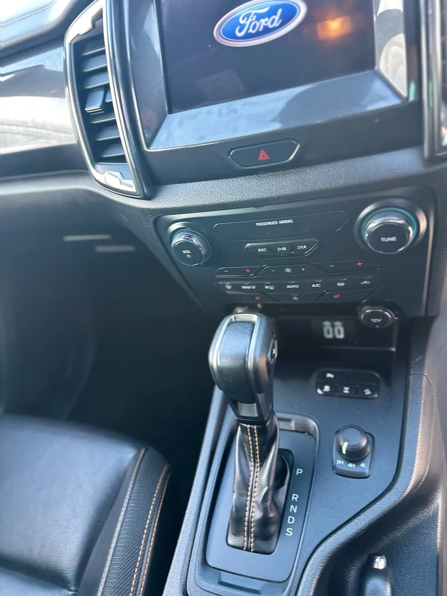 Ford ranger - Image 4