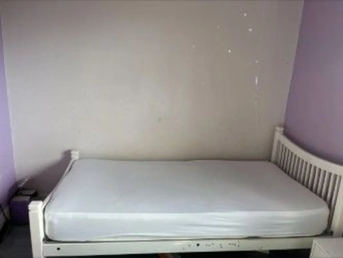 Bedroom Contents - Image 1