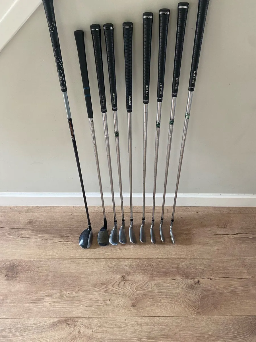 Full set golfing irons - Cleveland TA2s - Image 1