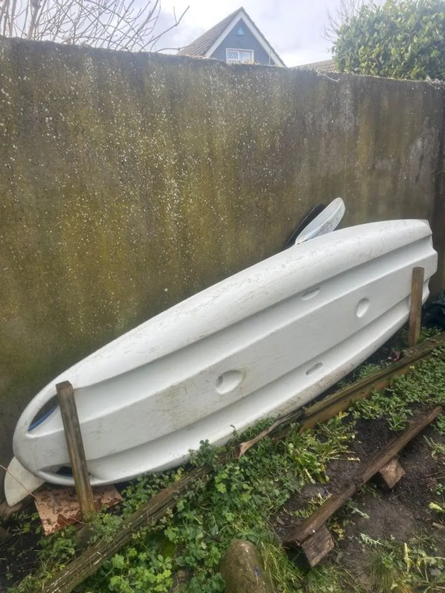 kayak - Image 1