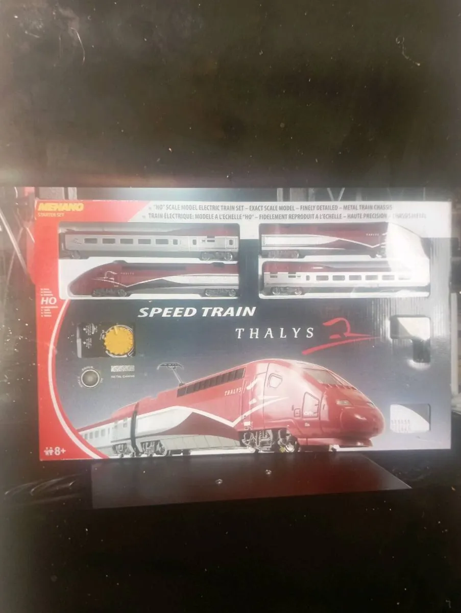 HO"SCALE MEHANO MODLE ELECTRIC TRAIN SET'S . - Image 1