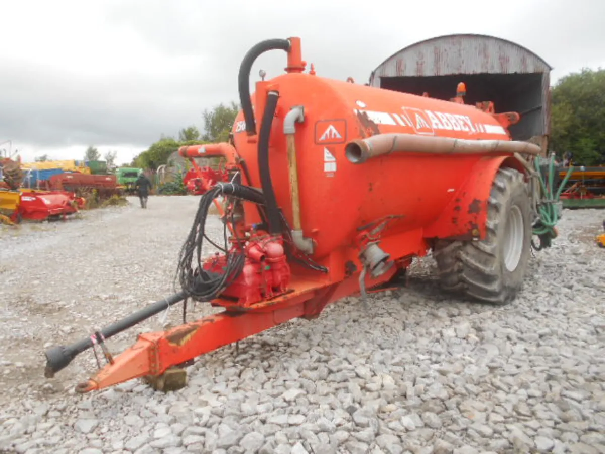 ABBEY 2500G C/W RAIN GUN + 7.5M TRAILING SHOE - Image 4