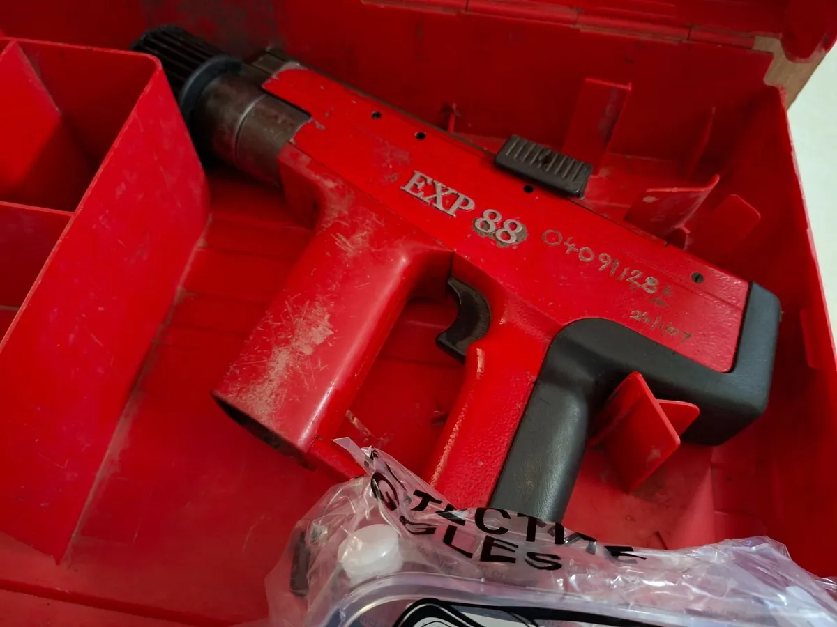 Tornado EXP88 Powder Actuated Nail Gun "Serviced" - Image 3