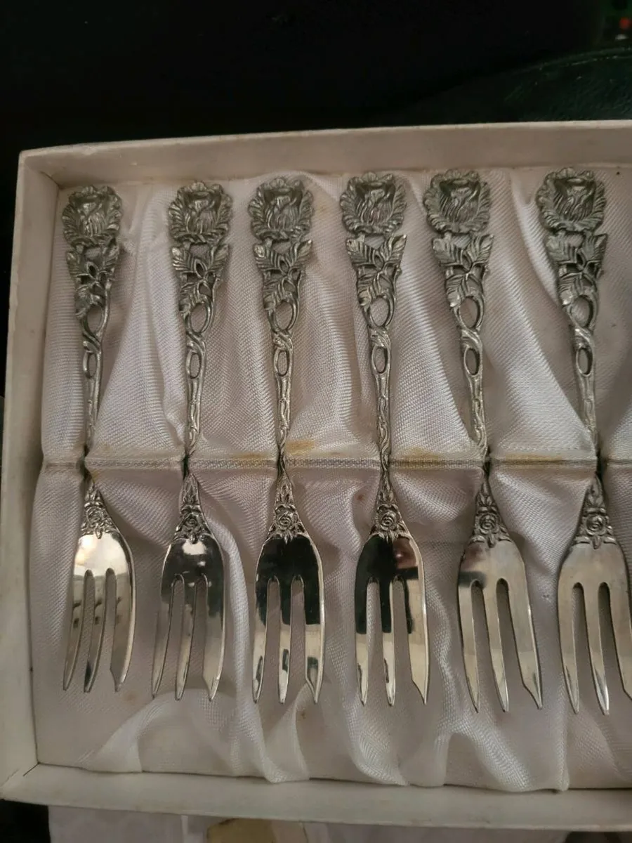 Hildesheimer Rose Albosil Silver Fork (Set of 6) - Image 1