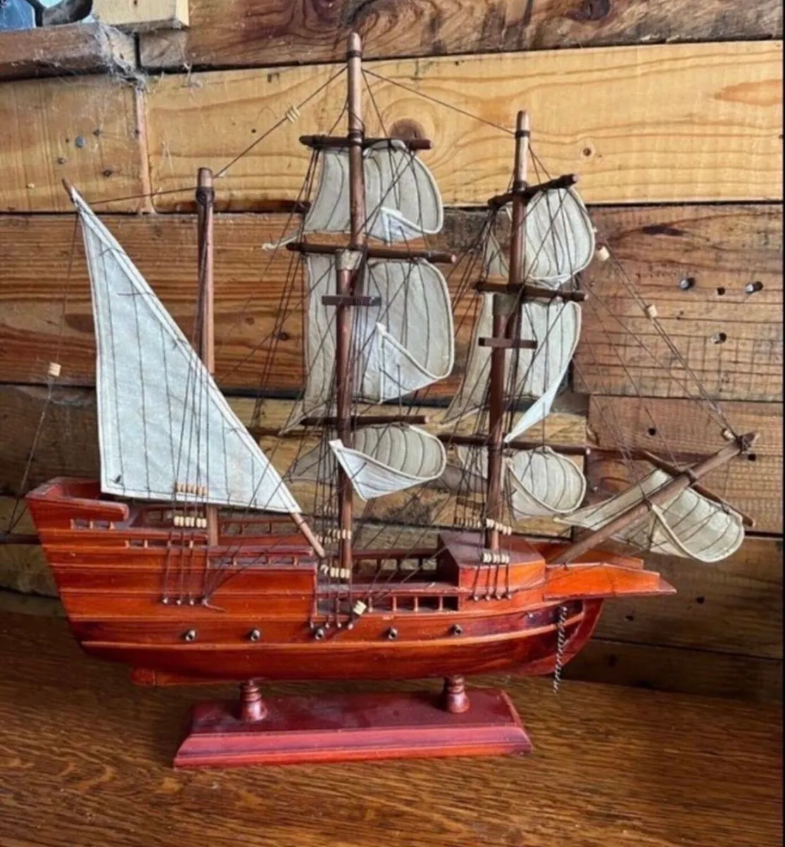 Vintage model ship - The Mayflower - Image 2