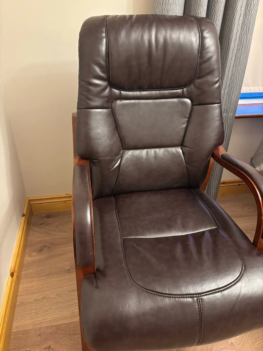 Orthopaedic Chairs - Image 2