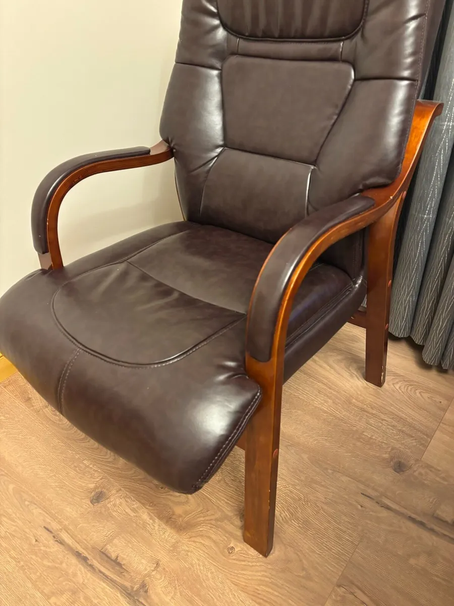 Orthopaedic Chairs - Image 3