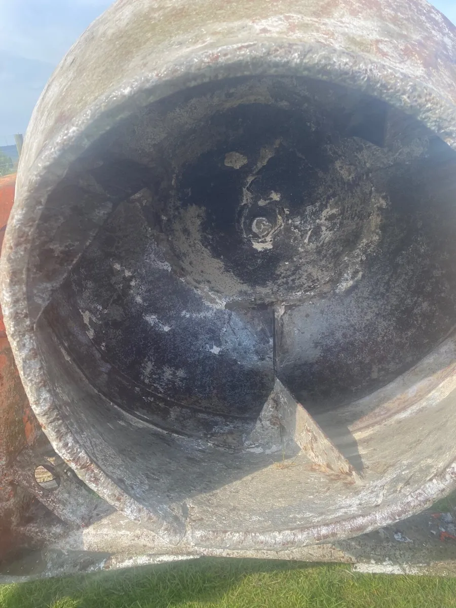 Cement mixer - Image 3