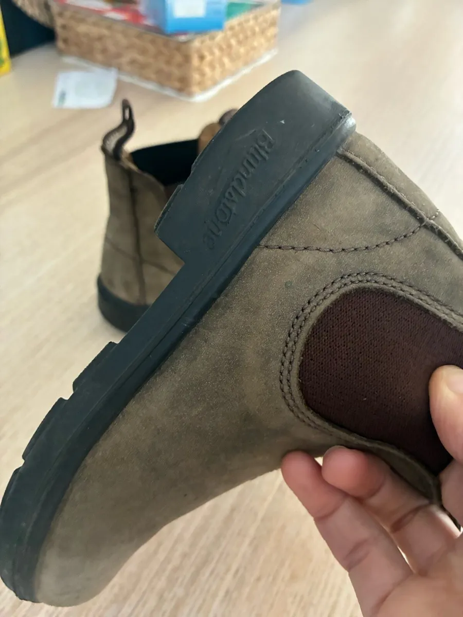 Kids Blundstone Chelsea boots UK 11.5 - Image 2
