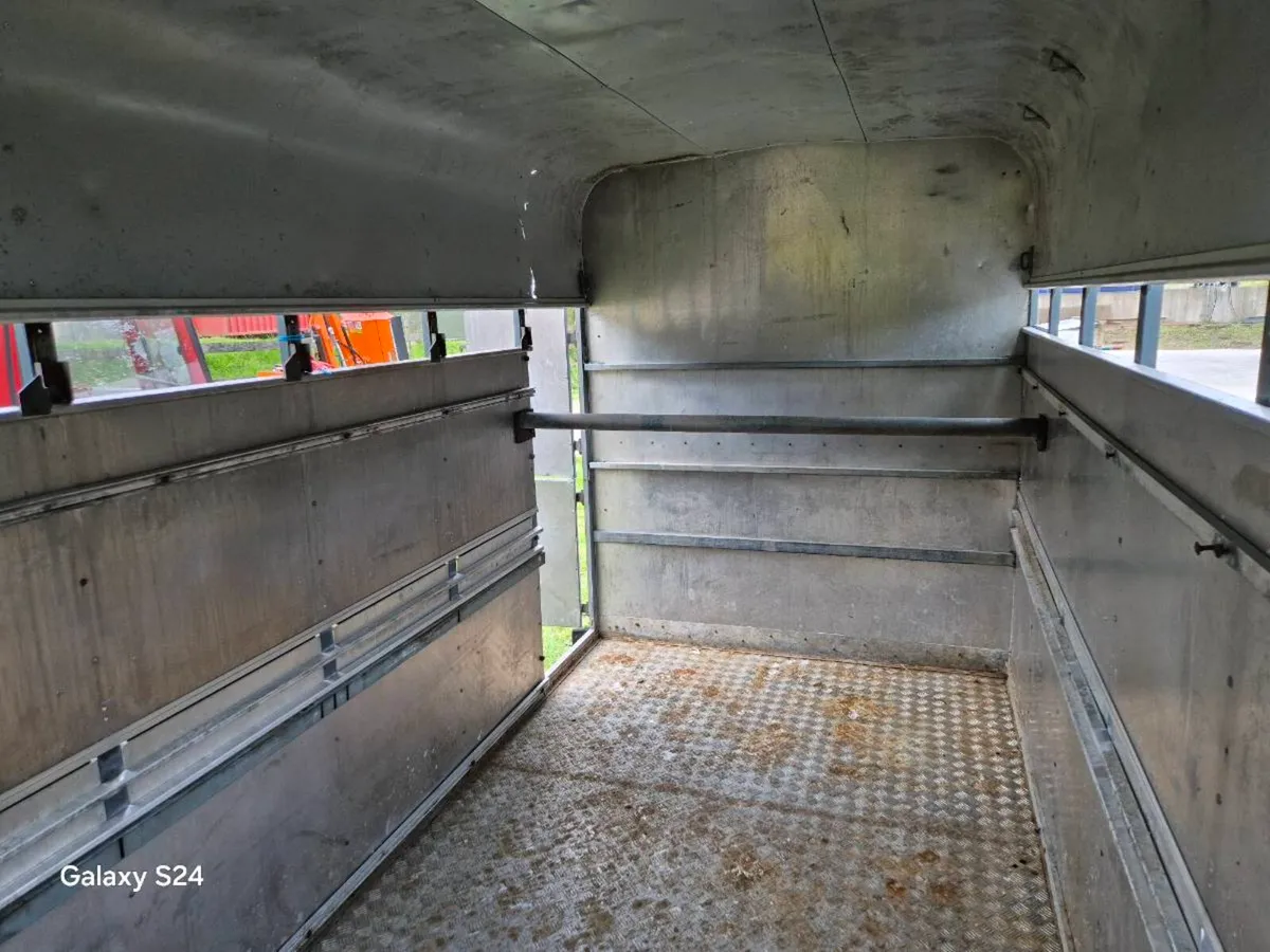 Ifor Williams livestock trailer - Image 2