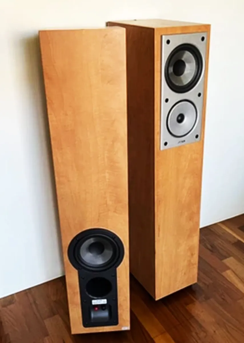 Jamo E750 Stereo Tower Speakers 200W - Image 1