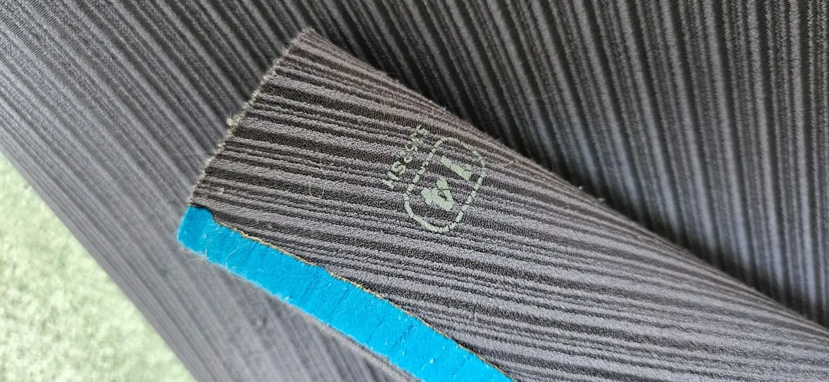 O'Neill Hyperfreak 5/4 Hooded Youth Wetsuit - Image 3