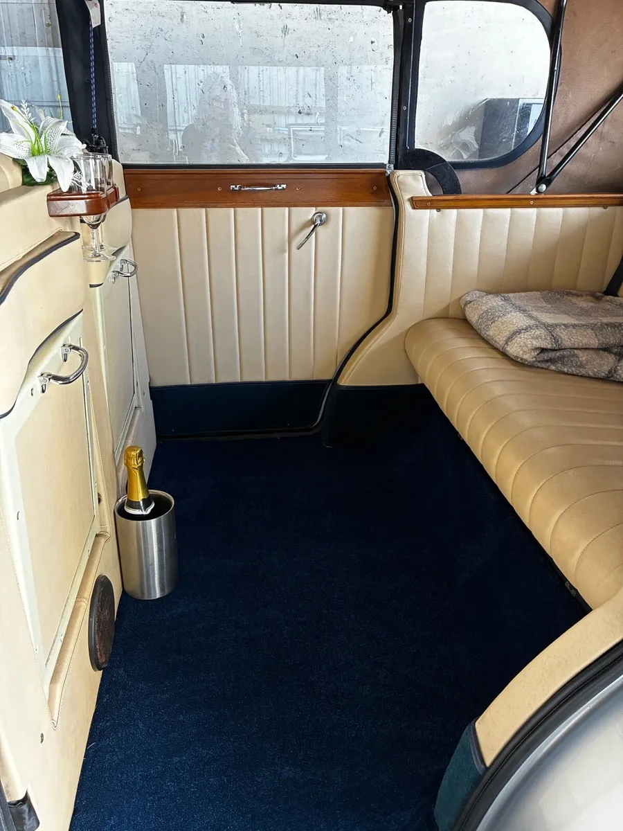 Wedding car - Image 4