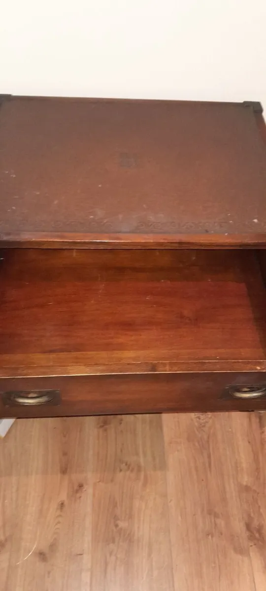 Set of brown wooden Hardwood drawers - Image 1