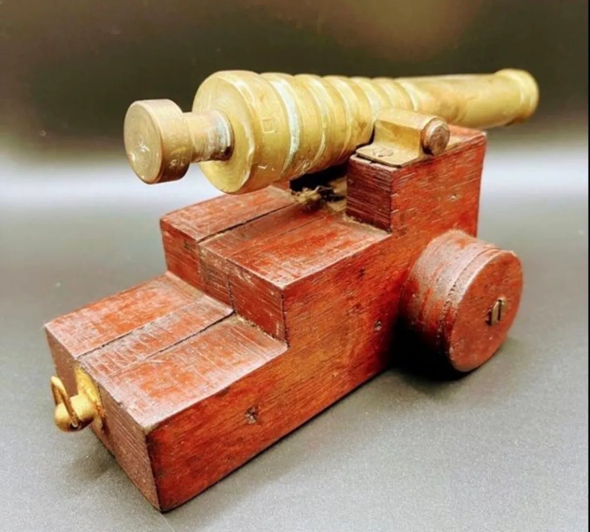 Pair of vintage brass cannons - Image 2