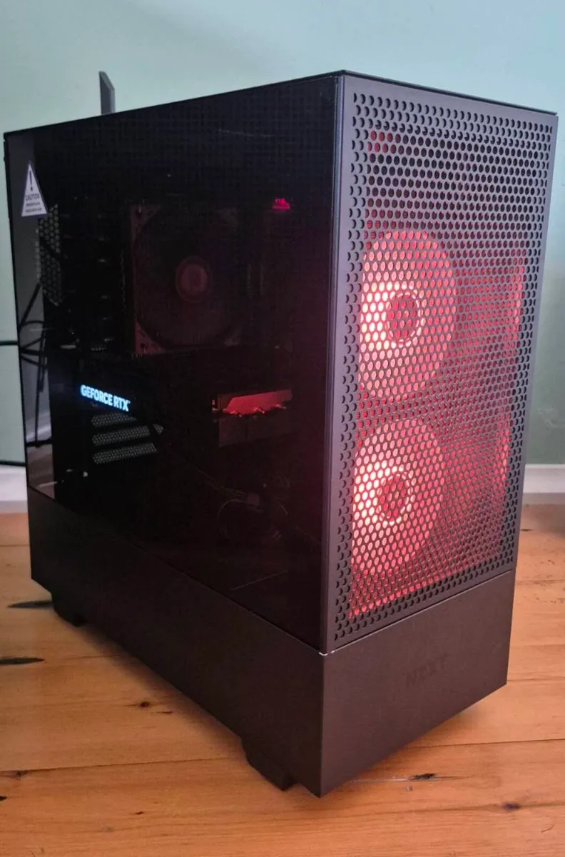 i7 RTX 4070 2.5tb Gaming PC - Image 1