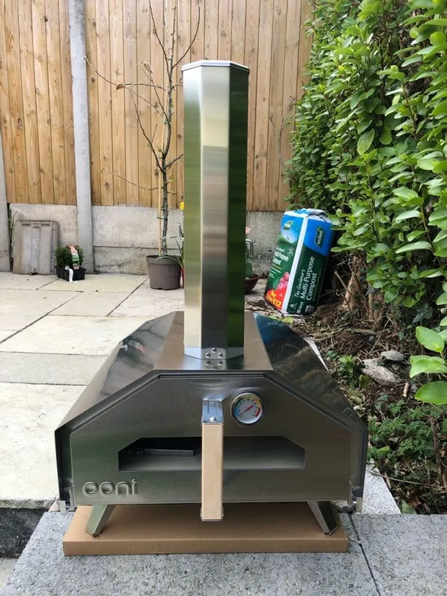Ooni Pro Multifuel Pizza Oven incl Gas Attachment - Image 4