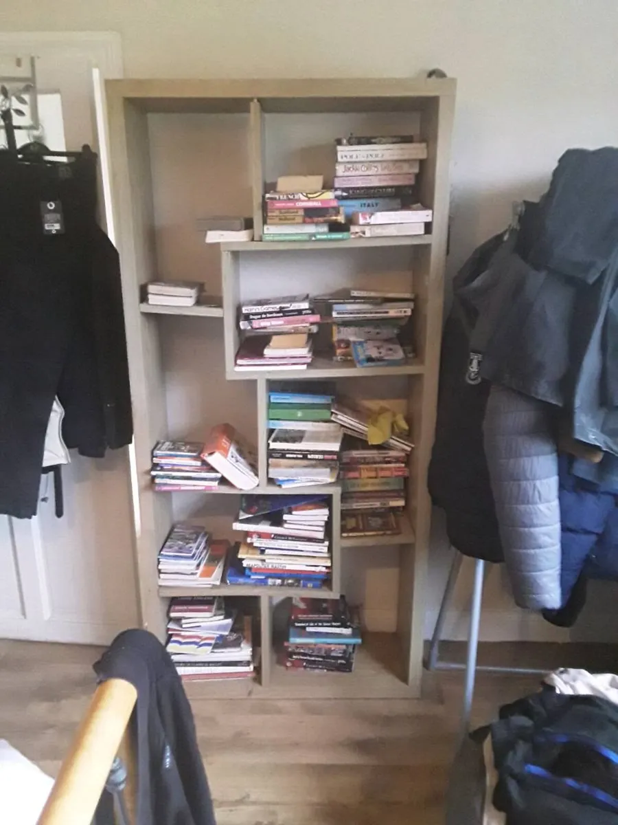 Book case 15e also loads of books - Image 4
