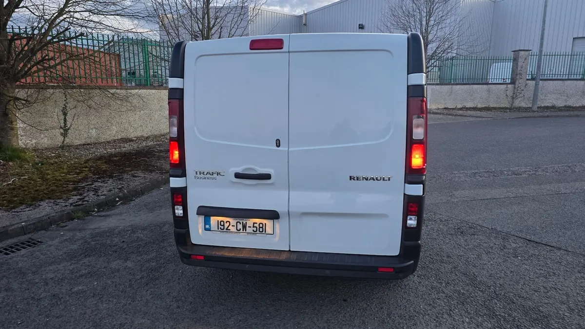 2019 Renault Trafic 1.6 DCI - DOE & TAX - VAT - Image 2