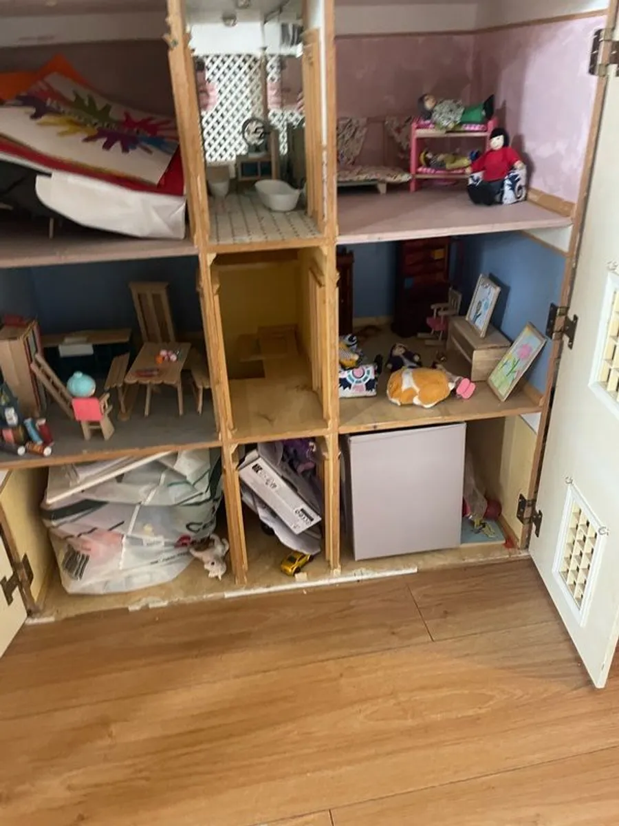 dolls house - Image 2