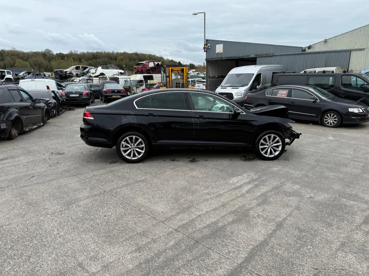 2017 VW Passat 1.6 TDI - Image 2