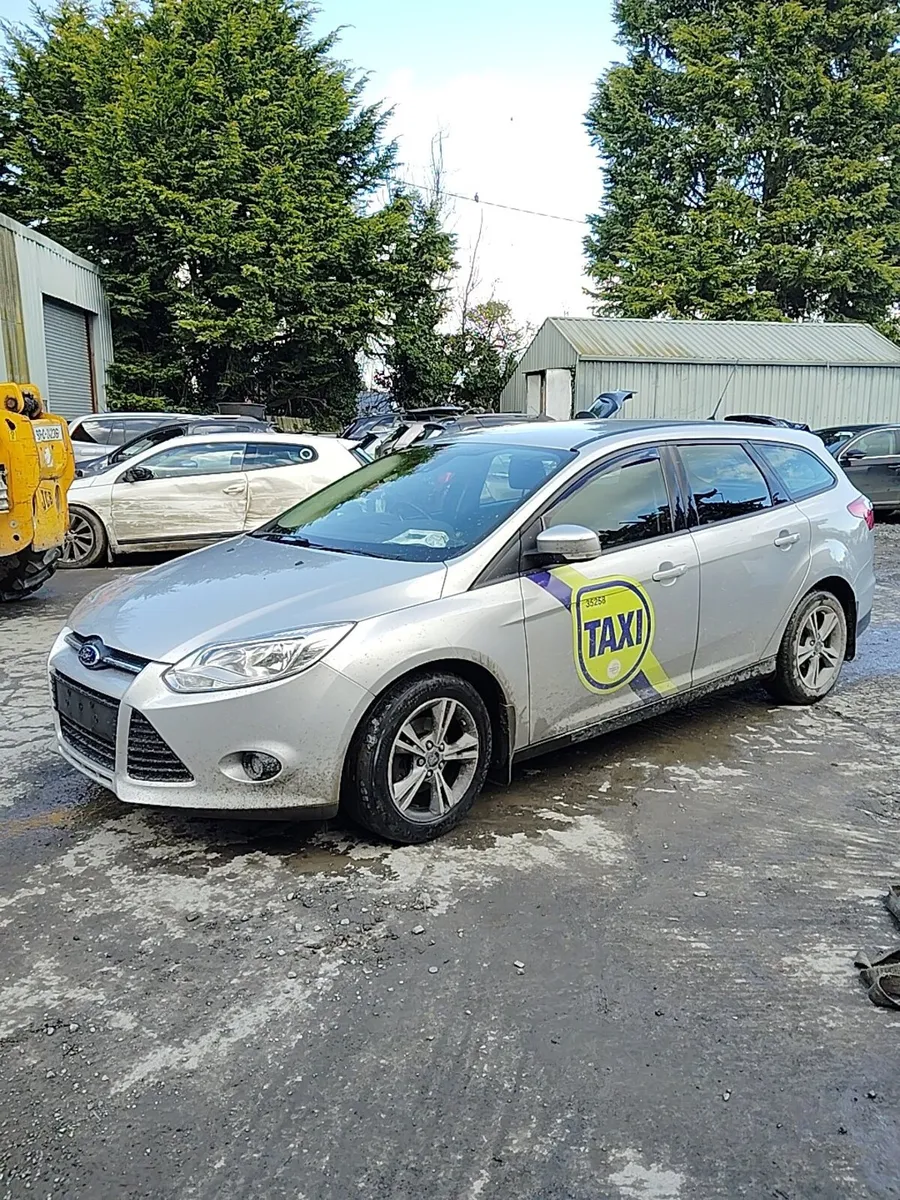 Breaking ford focus 2013 diesel - Image 3