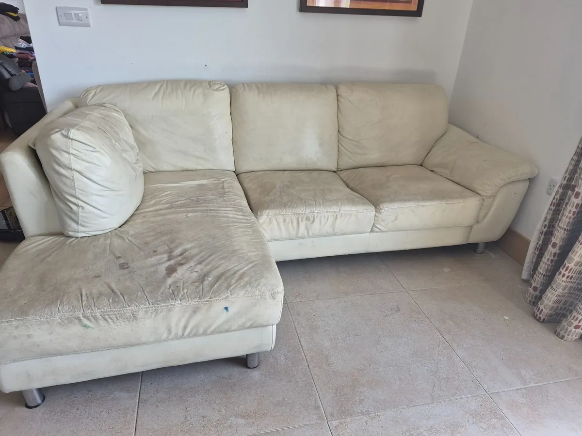 2 sofas - Image 1