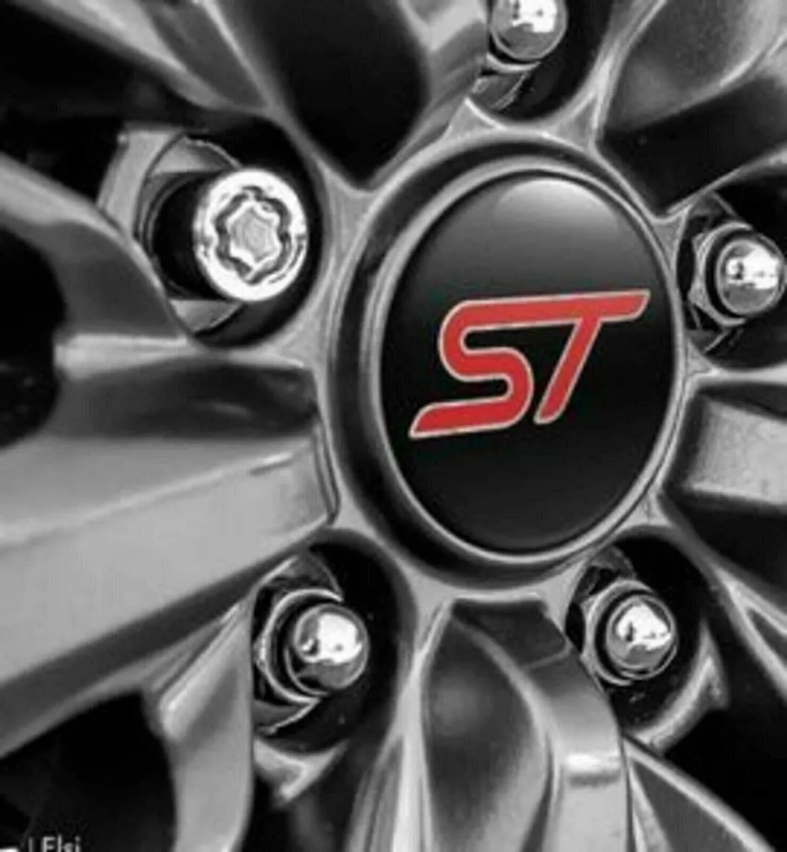 FORD ST Centre Caps- FREE POST - Image 1