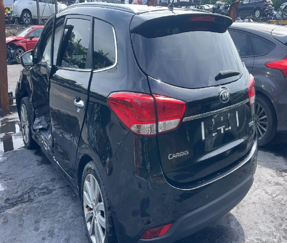 2014 Kia Carens For Breaking/Dismantling - Image 2