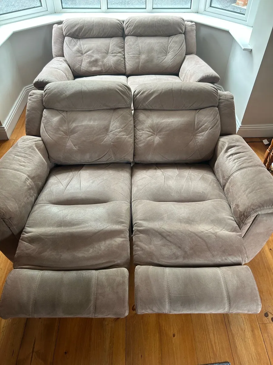 Recliner 2 seat sofa - Image 1