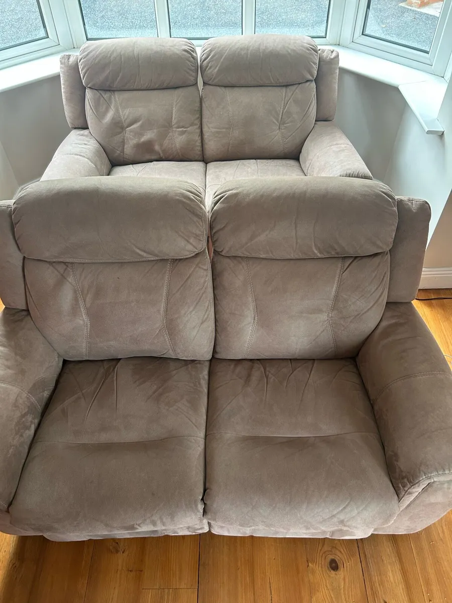 Recliner 2 seat sofa - Image 3