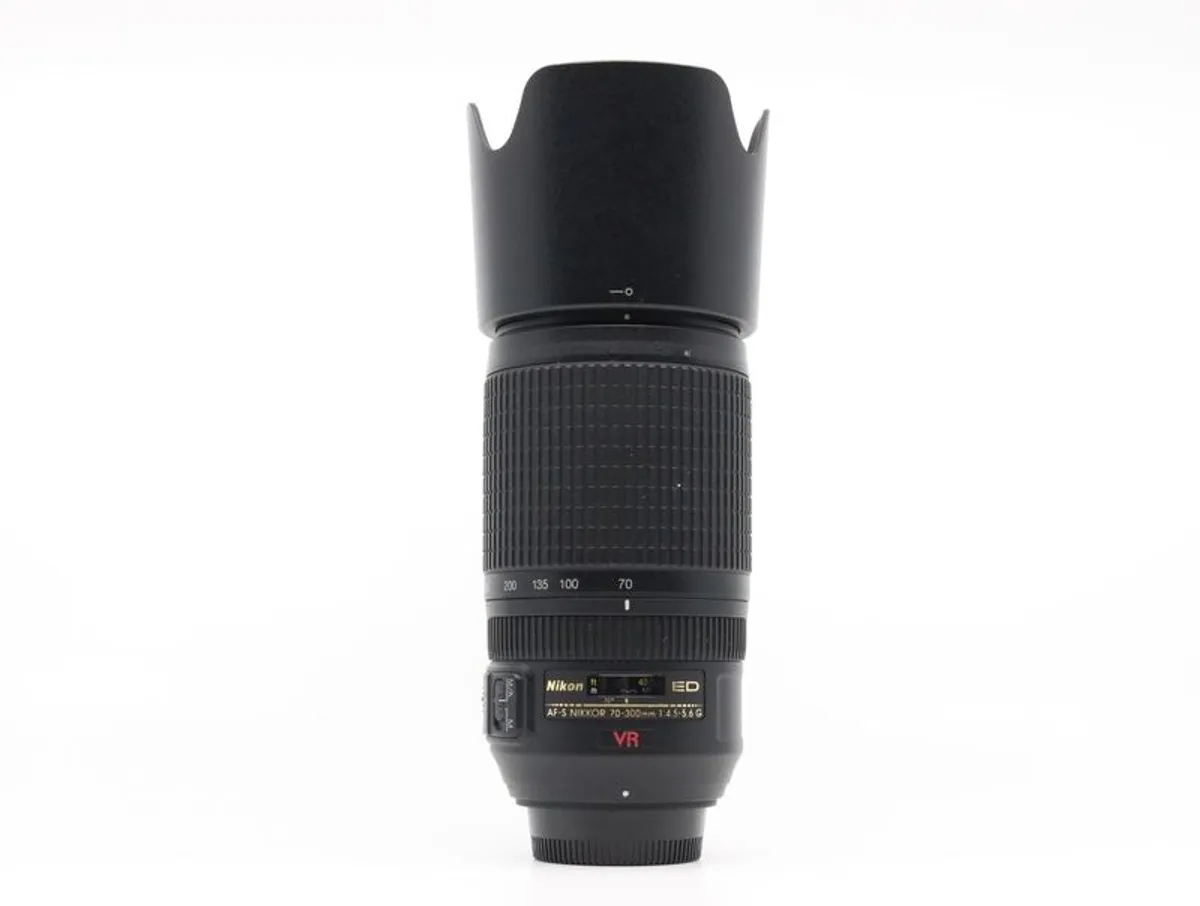 Nikon Af-s Nikkor 70-300mm F/4.5-5.6g Ed Vr - Image 1