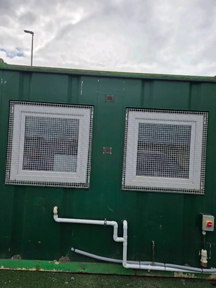 Catering container - Image 1