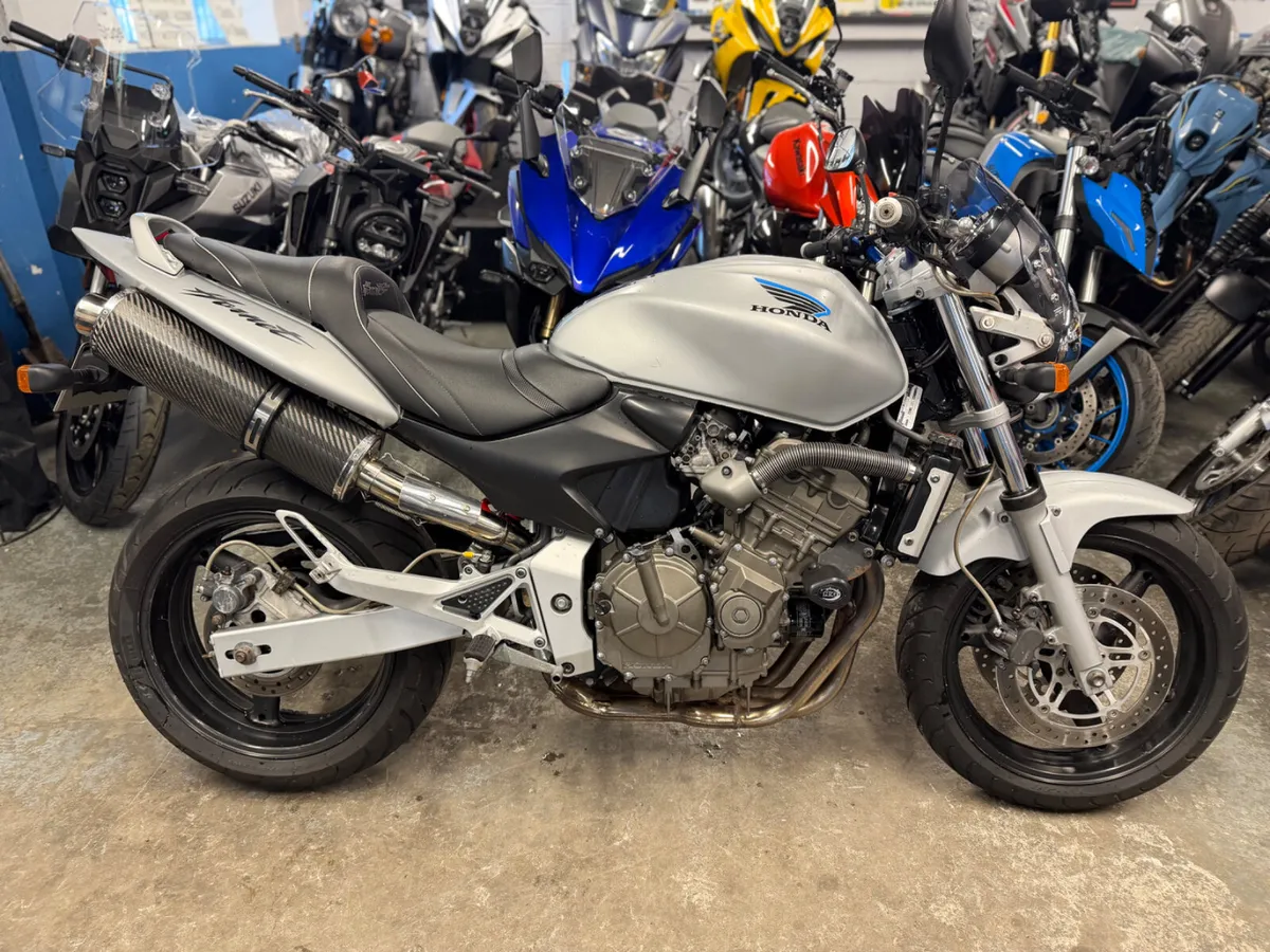 2004 Honda Hornet 600 - Image 1