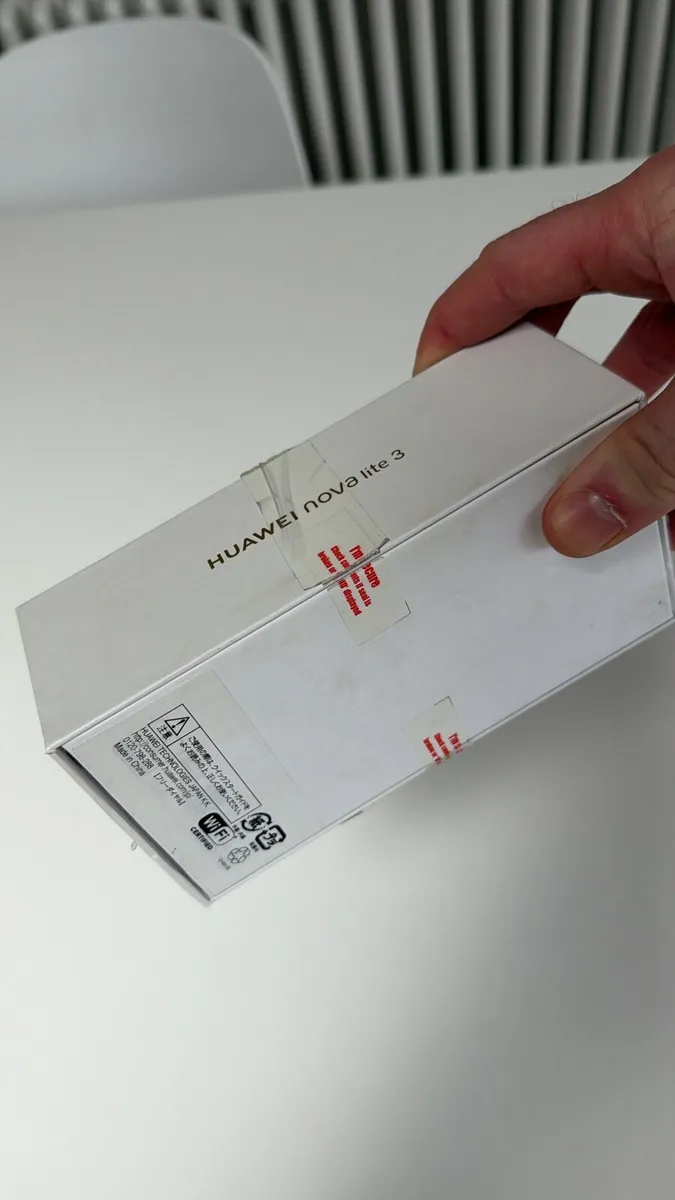 HUAWEI Nova 3 Phone - Image 1