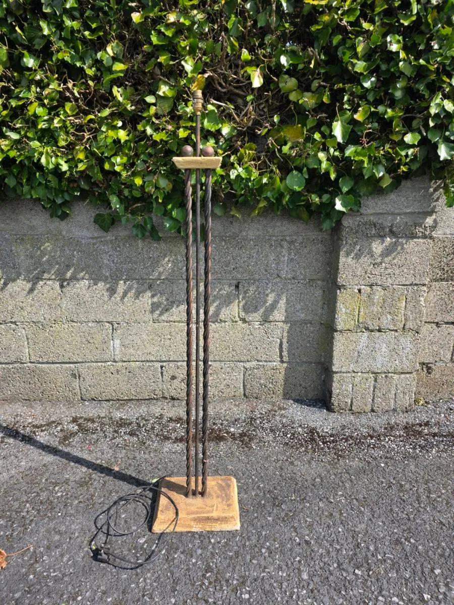 Vintage high iron lamp - Image 1
