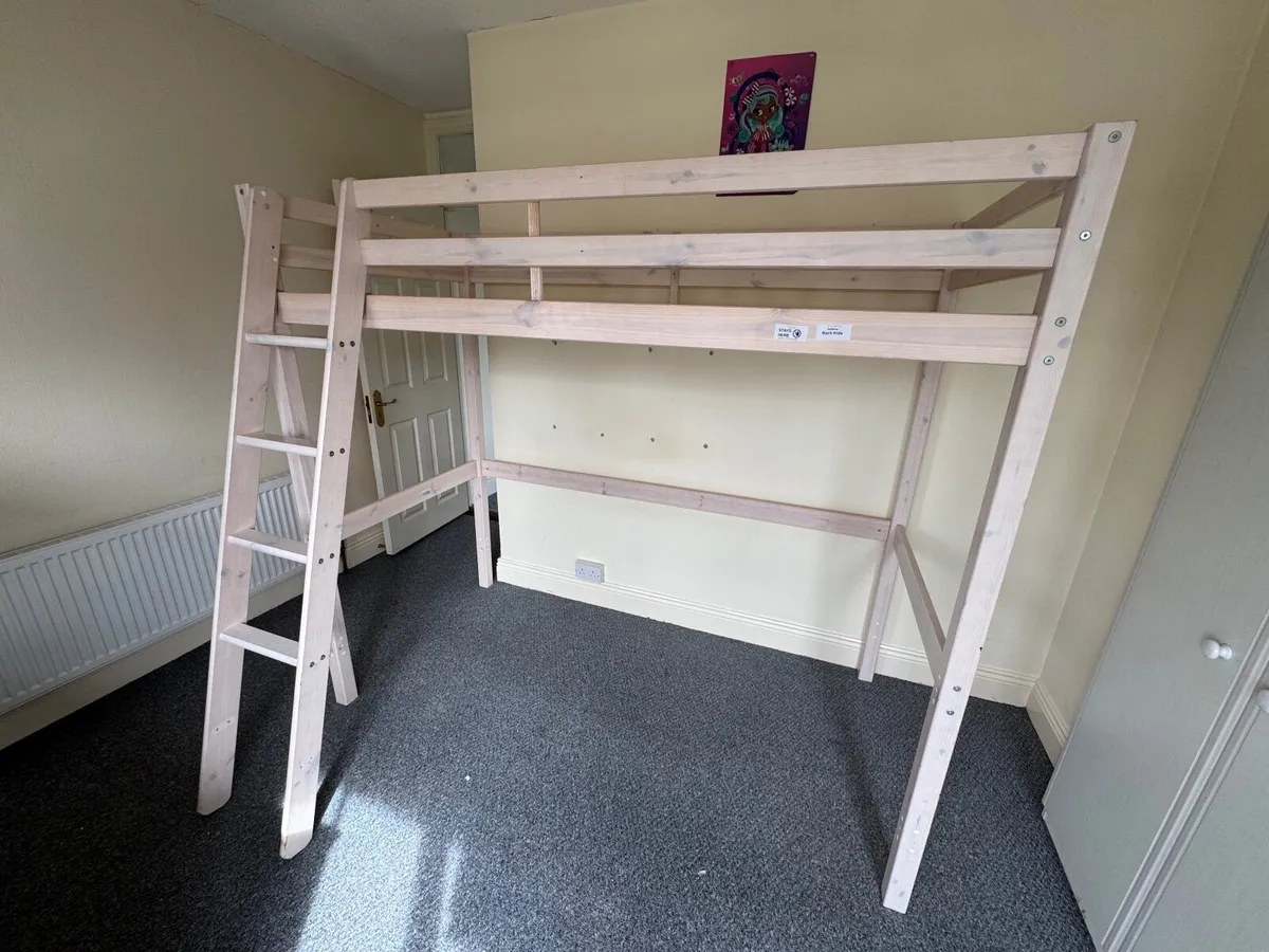 Loft bed incl mattress - Image 2
