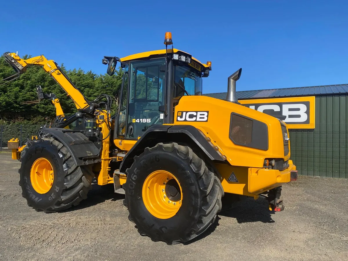 JCB 419S WHEEL LOADING SHOVEL YEAR 2017 - Image 3