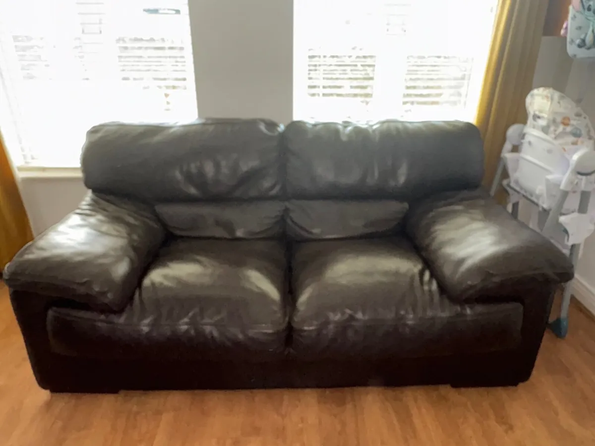 Italian leather sofas - Image 1