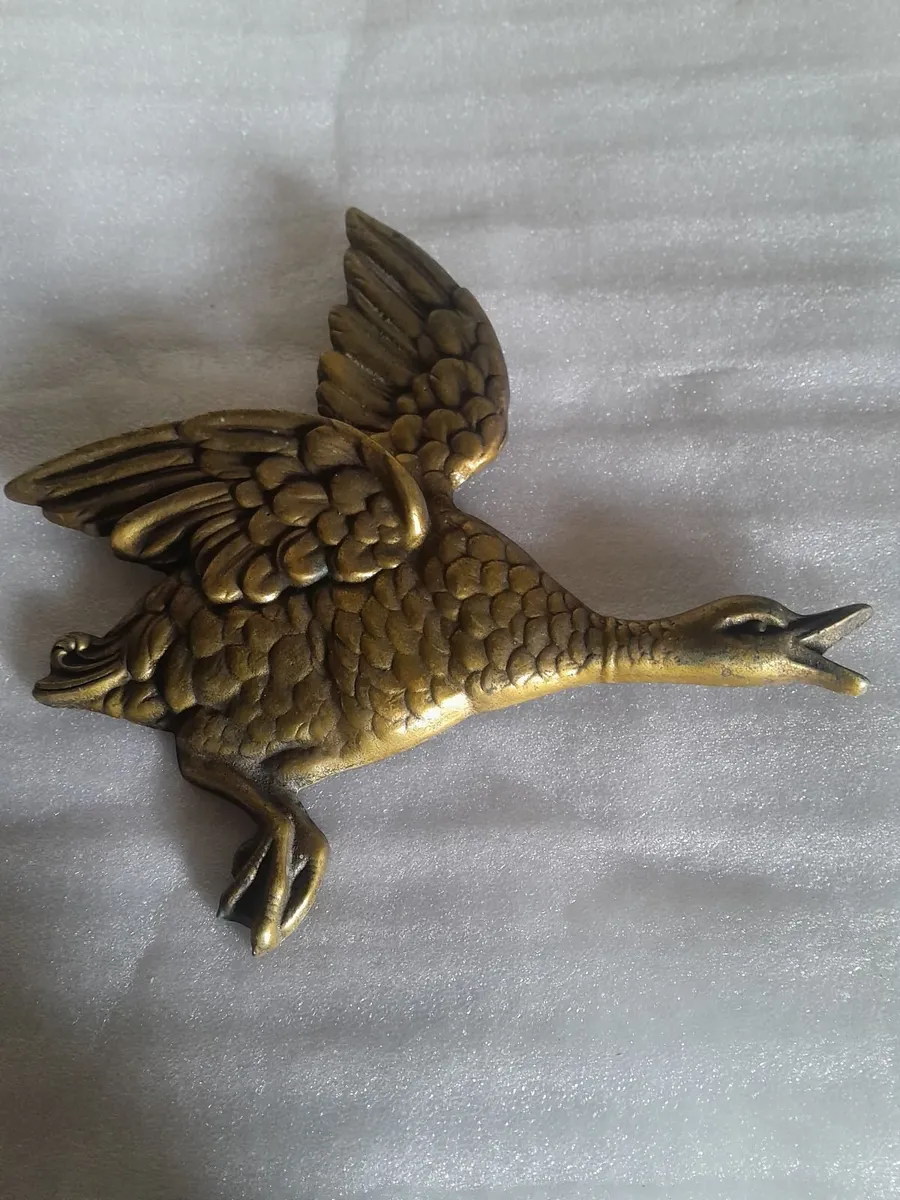 Vintage  flying duck brass  wall decoration - Image 3