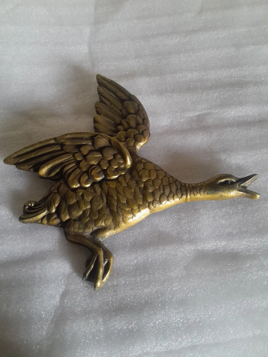 Vintage  flying duck brass  wall decoration - Image 1