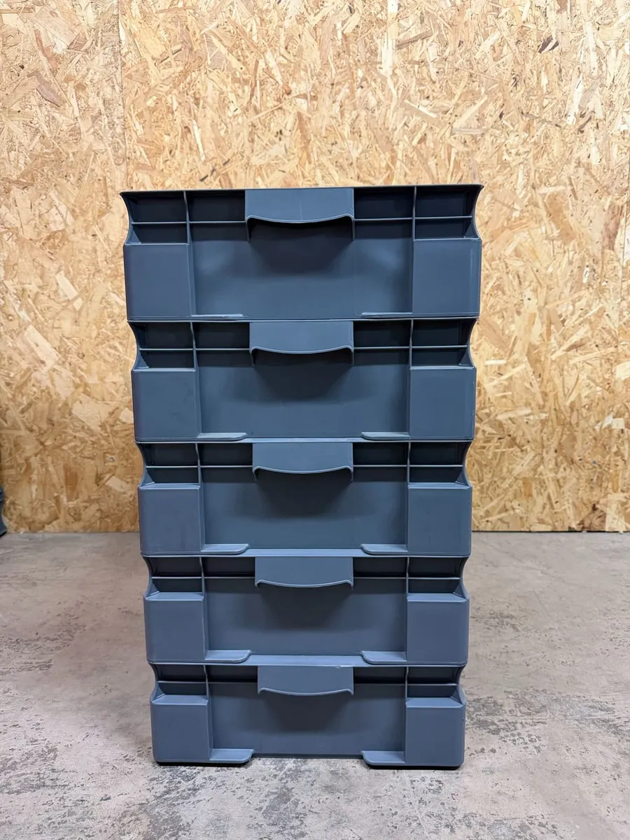 Clearance sale 10x storage boxes - Image 2