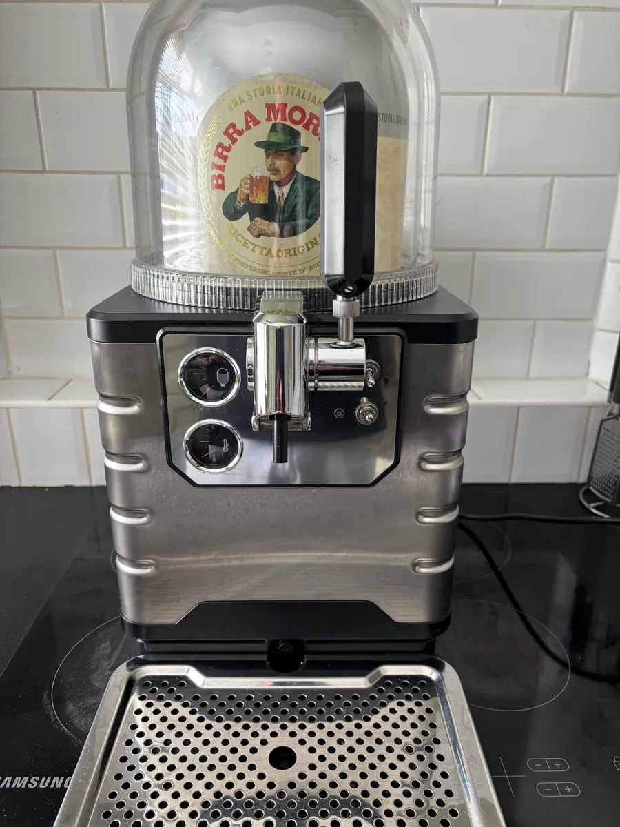 Beer machine - Image 1